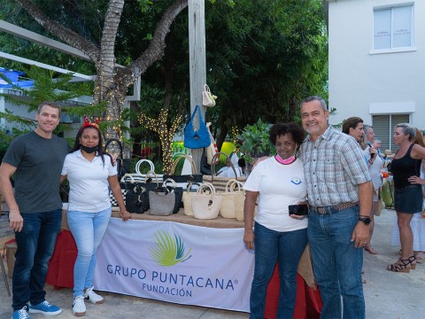 Puntacana Village se viste de celebración con la 14va edición de su tradicional Bazar de Navidad 