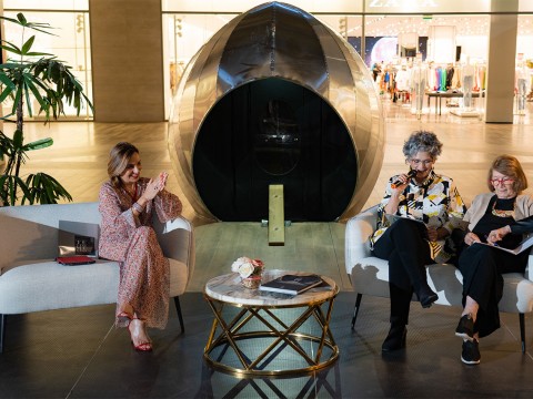 Presentan libro y obra &ldquo;Te veo, Me veo&rdquo; de Lidia Le&oacute;n, en Punta Cana