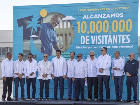 RD rompe récord con más de 10 millones de visitantes en 2023